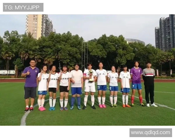 足球明星荣誉榜揭晓各大赛事获奖情况一览 足球明星荣誉榜揭晓各大赛事获奖情况一览